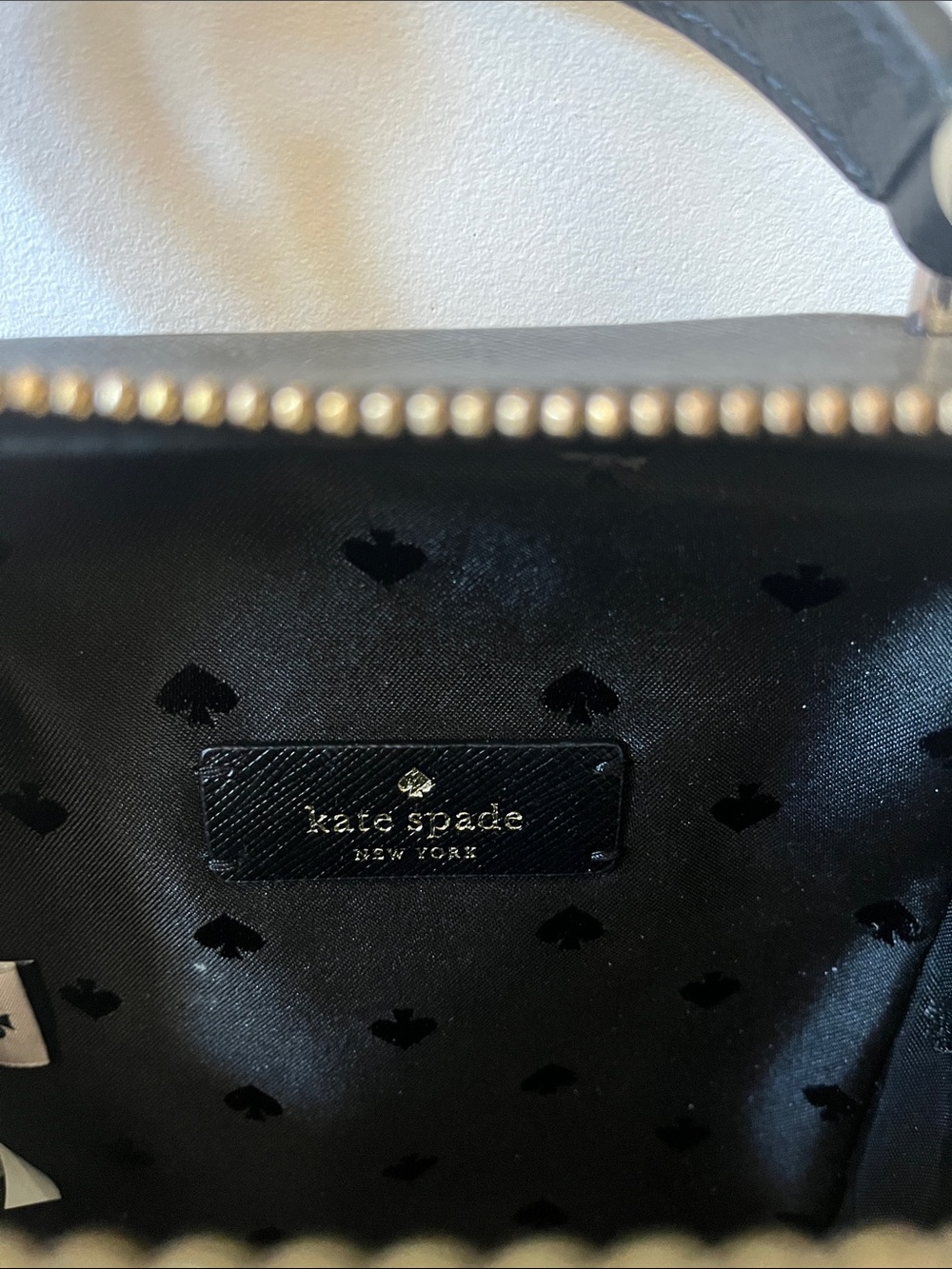 kate spade Black and White Cat Face purse. EUC - Picture 3 of 6